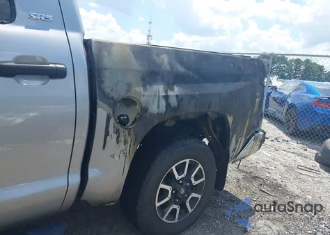 2020 Toyota Tundra Sr5 z USA, uszkodzony, nr VIN 5TFDY5F11LX918830